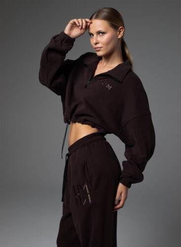d181d0b2d0b8d182d188d0bed182-d0bcd0b8d0bdd0b8-charli-blur-4-1.jpg